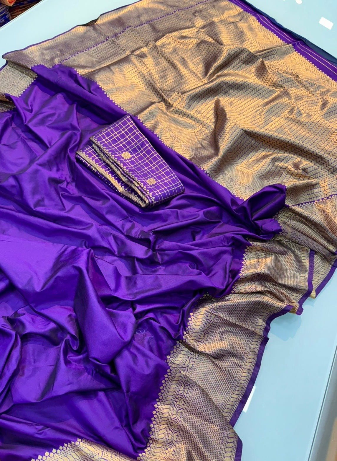 Soft silk saree with pure zari border
