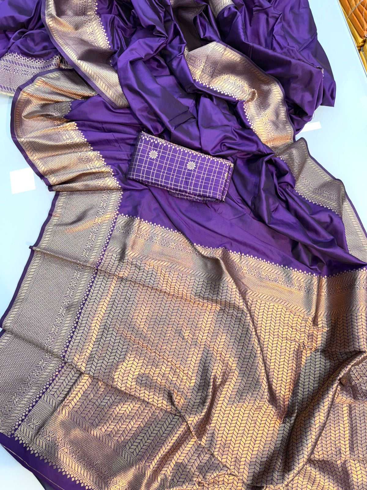 Soft silk saree with pure zari border