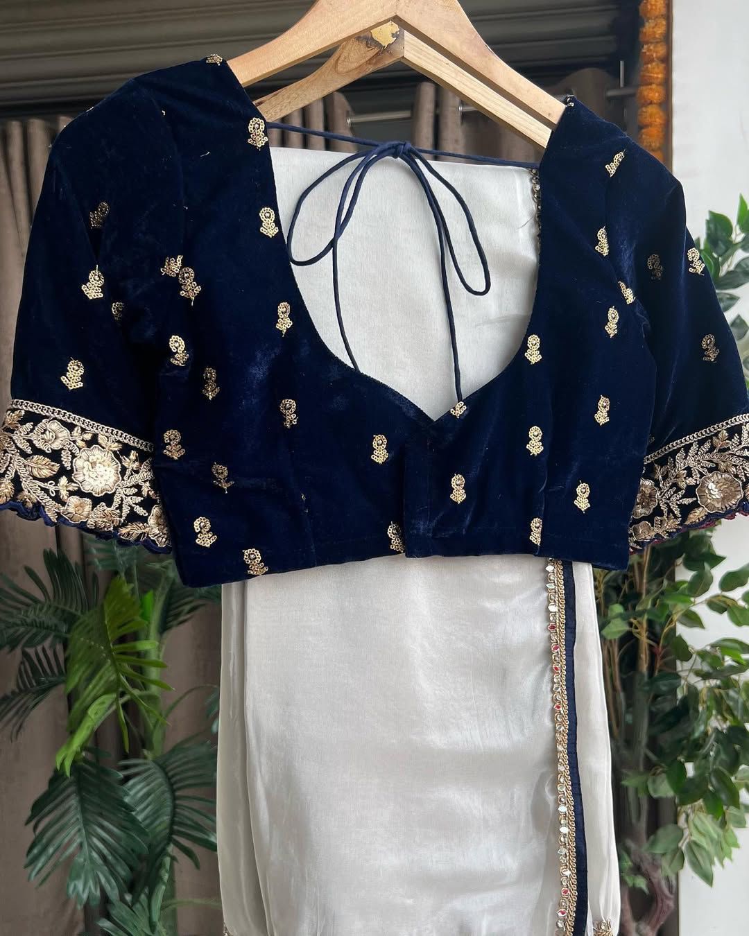 Lace Saree Along With Fully Stitched Pure Velvet Embroidery (SOLD OUT)
